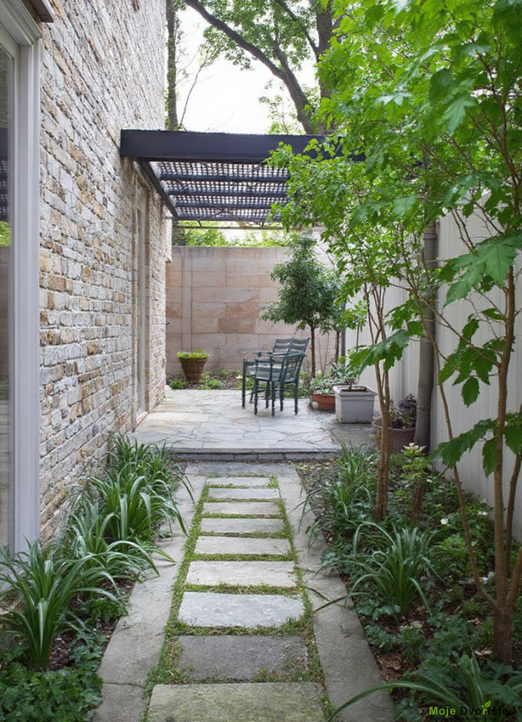 freepik__a-narrow-backyard-with-a-stone-walkway-lush-green-__33536 | Moje Dvorište Modern garden | Moje Dvorište